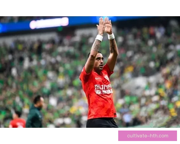 焦点大战逆转夺冠创下历史纪录新赛季格局全面生变引热议舆论沸腾