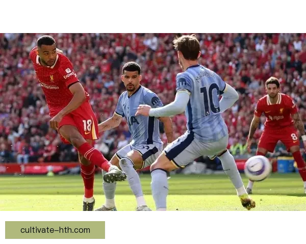 曼城逆转利物浦夺冠 展现新赛季锋线强势表现