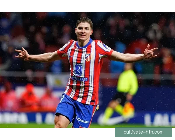 欧冠焦点战爆冷豪门遗憾出局新星闪耀全场引热议球迷集体沸腾赛后