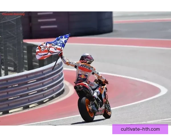 马尔克斯强势回归MotoGP赛季引爆车迷热情